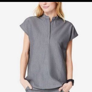 Figs Technical Collection Scrub Top in Graphite